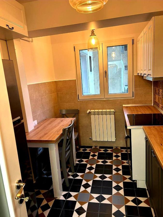 Alex Apartament Central Бухарест Экстерьер фото