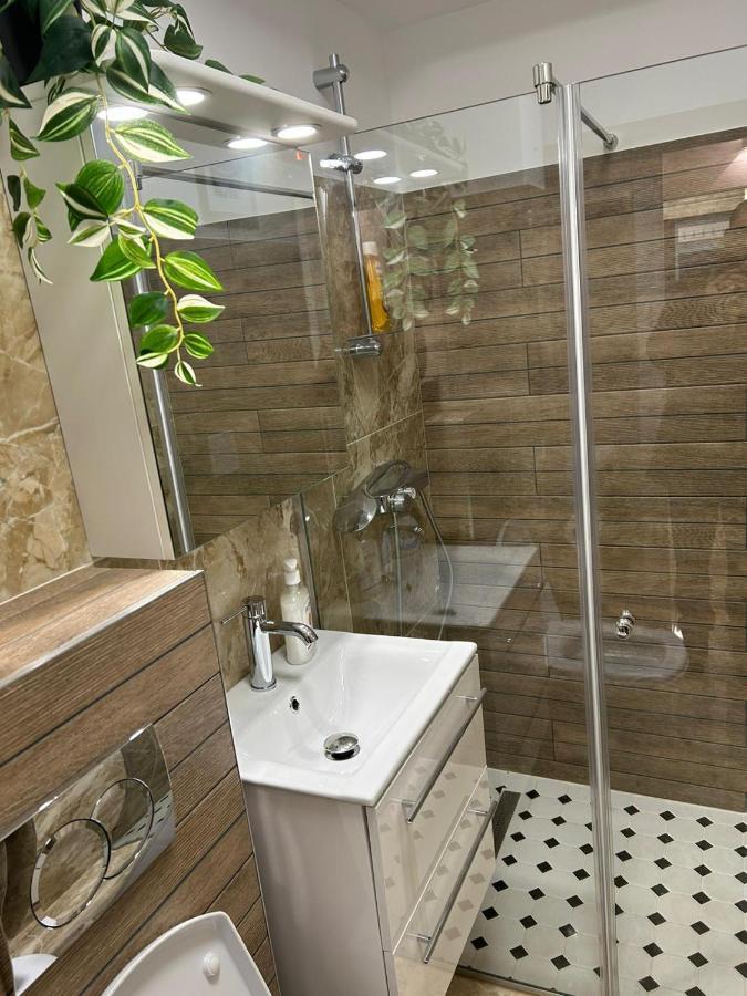 Alex Apartament Central Бухарест Экстерьер фото
